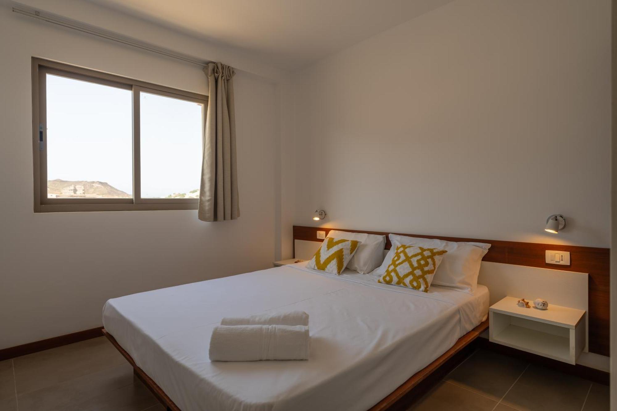 Aparthotel Rochas 2*